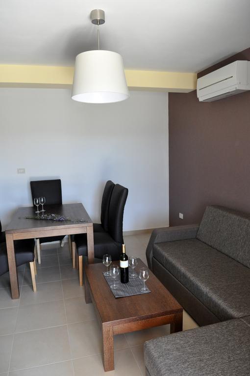 Apartments Braje 拉巴克 外观 照片